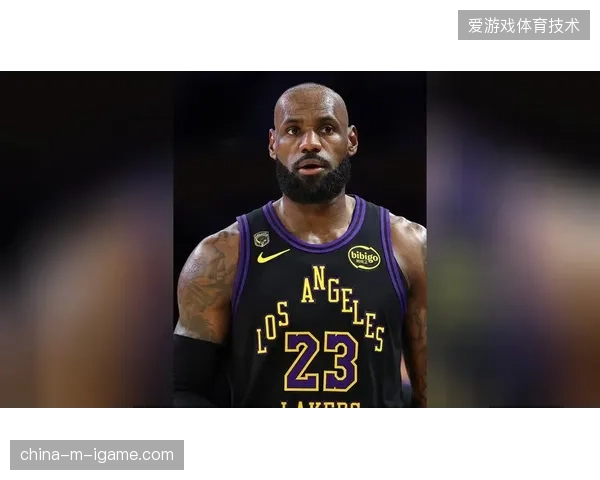卫冕冠军雷霆次轮未失一局横扫湖人，攻防两端全面压制对手晋级